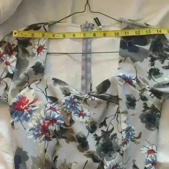 Vijo Couture Dress - size  small - Picture 4 of 5